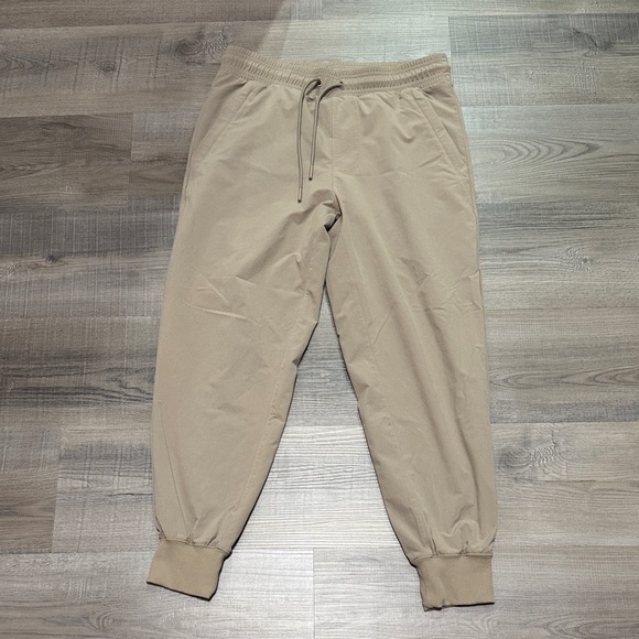 ALO Co-Op 7/8 Pant - Picture 1 of 7